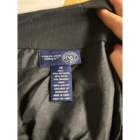 Plus size formal top,one sleeve w/ beaded detailing 
Pit to pit 24 
Length 25 - Picture 4 of 4